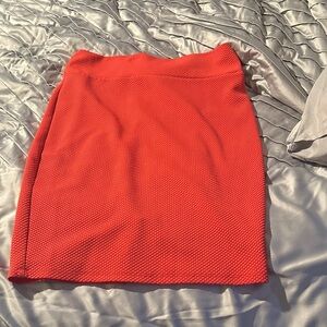 Elegant Coral Women's Skirt Size L